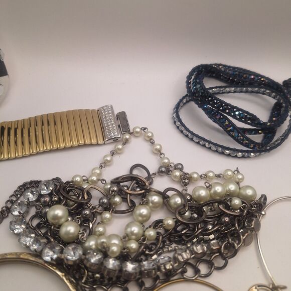 Lot Of 20 Of Used Unbranded/branded Bracelets - Picture 16 of 17